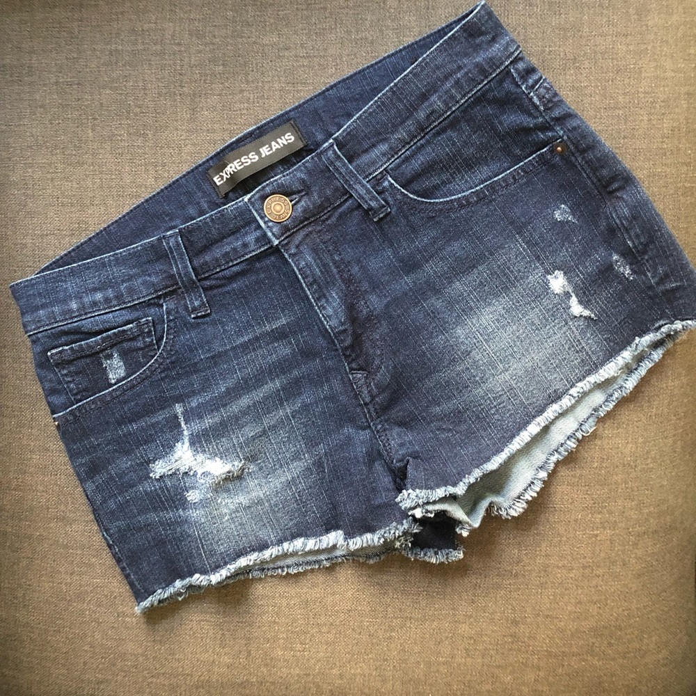 NWOT Express cutoff shorts
